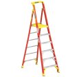 Werner 6  Fiberglass Podium Platform Ladder (300 lb.) For Sale